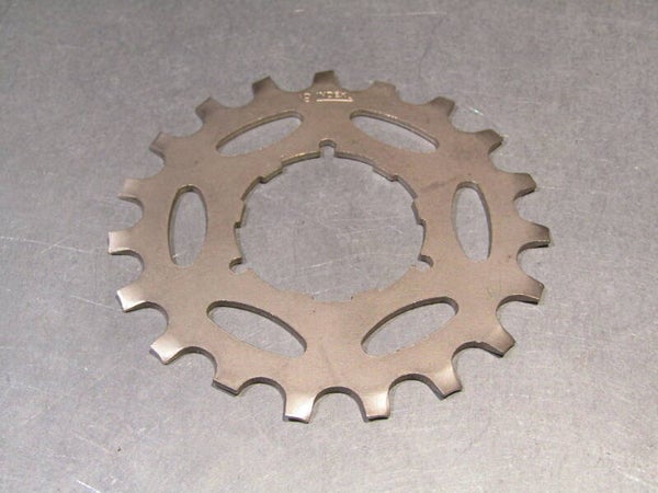 .SHIMANO 600 EX 19t UNIGLIDE Cassette Cog NOS! BXC00A29