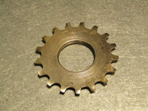 SHIMANO DURA-ACE 7200 ORO ERA VINTAGE 70's 5/6sp 17t FREE-HUB Threaded Cassette cog NOS! 0000