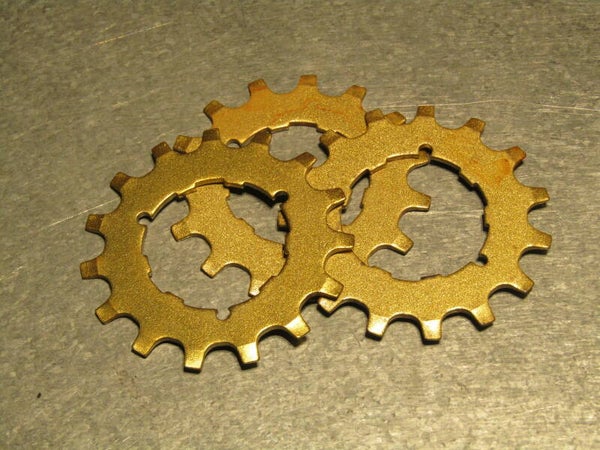 SHIMANO DURA-ACE ORO 7200 ERA 15t FREE-HUB Cassette cogs 3X NOS! PEB 002-11