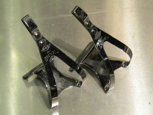 REG SPECIAL Vintage 70's Chrome steel toe-clips SIZE SMALL NOS! BB22C RK02