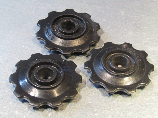 SHIMANO Rear derailleur assorted pulleys 3X NOS! BXC00F3 515 - 6/11/20 RK06