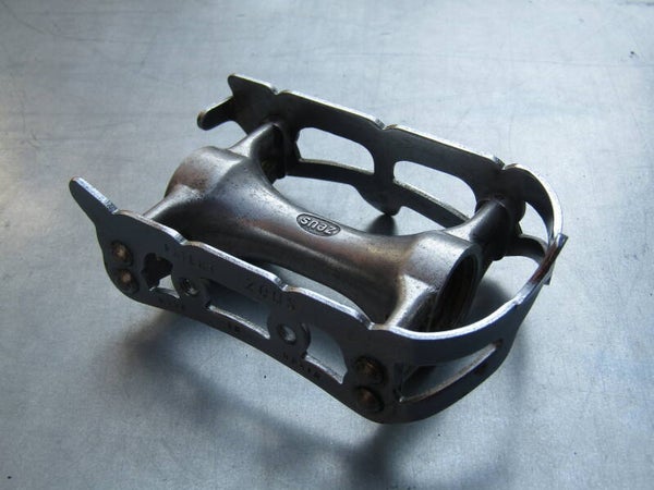 ZEUS GRAN SPORT Left side pedal body NOS TAKE-OFF BB30C 041 - 8/12/20 RK04