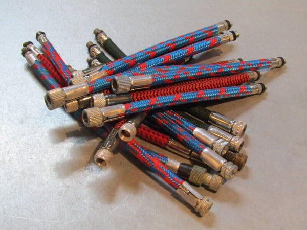 PUMP HOSE GRAB BAG offering 8X PRESTA / 11X SCHRADER 19 total NOS! BXC00L31 03 - 4/6/19 RK13