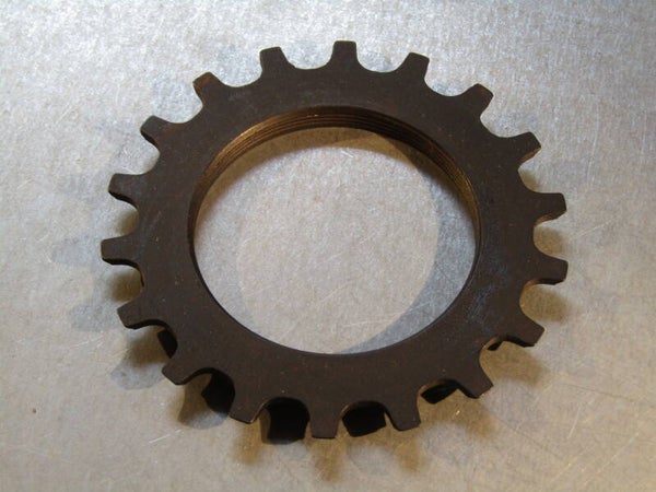 SHIMANO 600 EARLY 18t 2nd position threaded freewheel cog NOS! BB21F 05 - 4/18/19