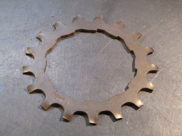 SHIMANO 600EX 17t freewheel cog NOS! BXC00D32 09 - 5/1/19 RK09