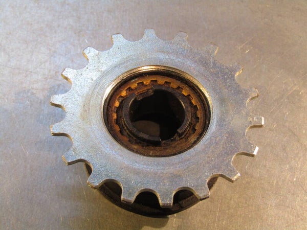 MAILLARD 700 SUPER COMPACT 18t 1st position Threaded freewheel cog NOS! BB26G 22 - 5/11/19