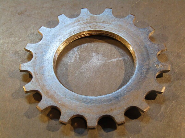 MAILLARD 700 SUPER COMPACT 7sp 1st position Threaded 17t threaded cog NOS! BB27D 02 - 5/16/19*