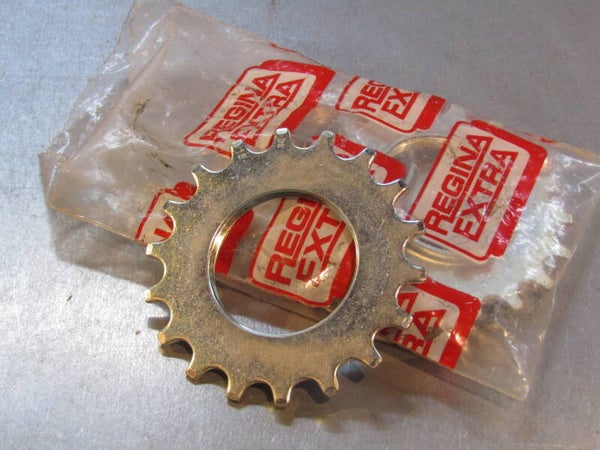 REGINA EXTRA B2 - Z=18 / 18t Threaded freewheel cog NOS! BB30G 10 - 5/28/19