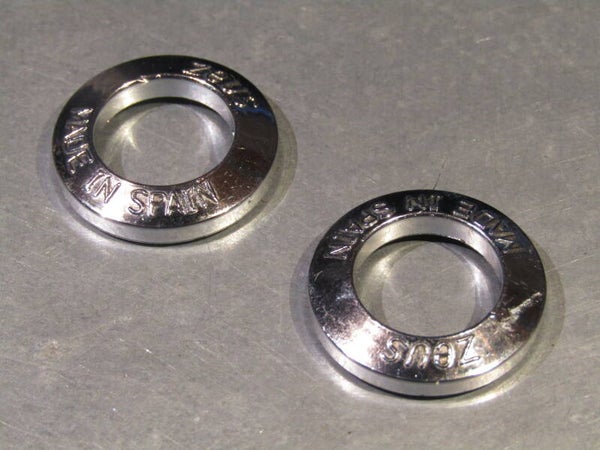 ZEUS 2000 Rear hub dust caps NOS! BXC00K32 1119 - 11/22/20 RK13