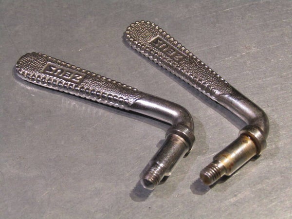 ZEUS GRAN SPORT Hub FLAT QR Levers 2X NOS! BB33D 886 - 12/21/20 RK05