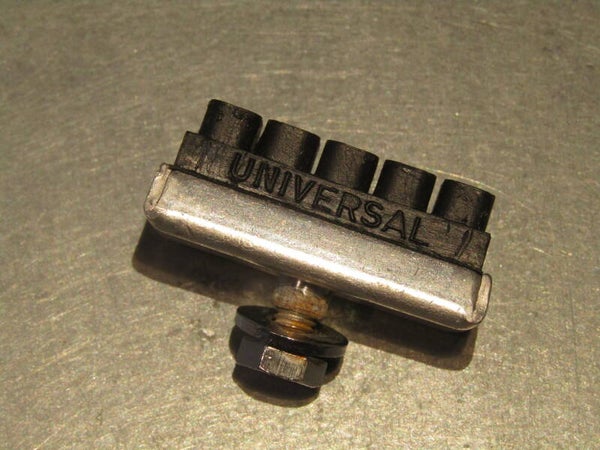 UNIVERSAL #77 Brake block NOS! TL06 01-B01-C03-04 - 15/2/21 RK01
