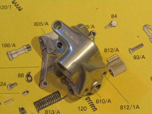 ..CAMPAGNOLO NUOVO RECORD ( #805/A ) PATENT 75 Rear derailleur upper knuckle NOS! Beta03 D8-001-05 25/2/21