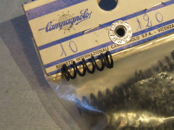 CAMPAGNOLO NUOVO RECORD / G.S. VINTAGE 70's/80's  (#120) Rear derailleur limit screw SPRING NOS! Beta03 D09-003-01 1/3/21