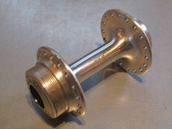 ZEUS CRITERIUM 36o FRENCH thread rear hub shell NOS! BXC00B21 02