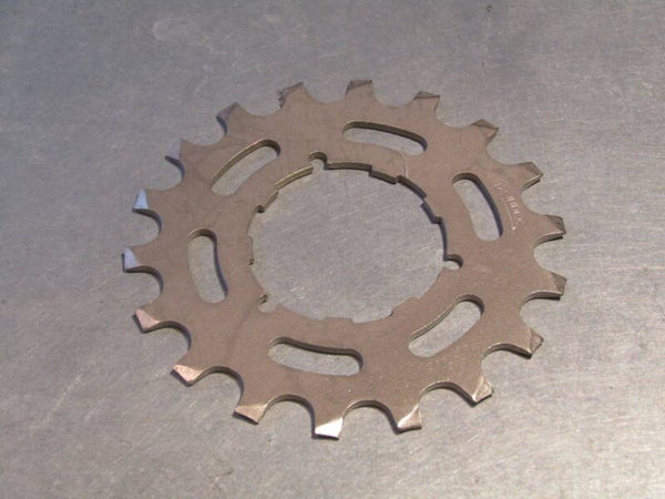 SHIMANO 600EX 18t UNIGLIDE CASSETTE COG NOS BX76A1 1111 - 3/24/21 RK13