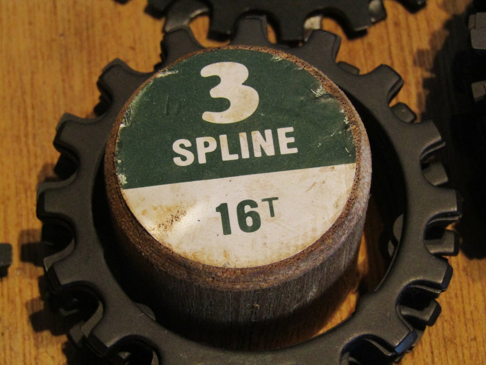 SHIMANO 600 EARLY 16t spline Last position freewheel cog NOS! SH-BX-003 4/18/21