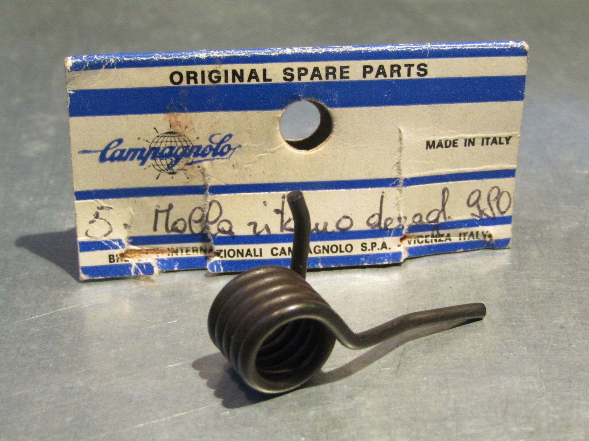 CAMPAGNOLO 980 Front derailleur spring NOS! Beta03 D06-004-04 4/16/21