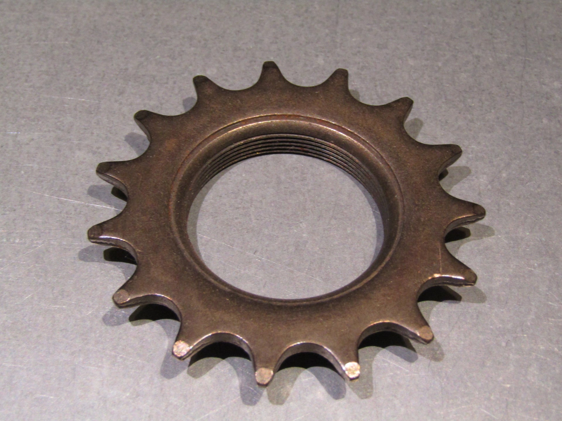 MAILLARD TYPE 15t 1/8 inch Fixed Gear/ Track Cog ENGLISH Thread NOS! BXC00B20*