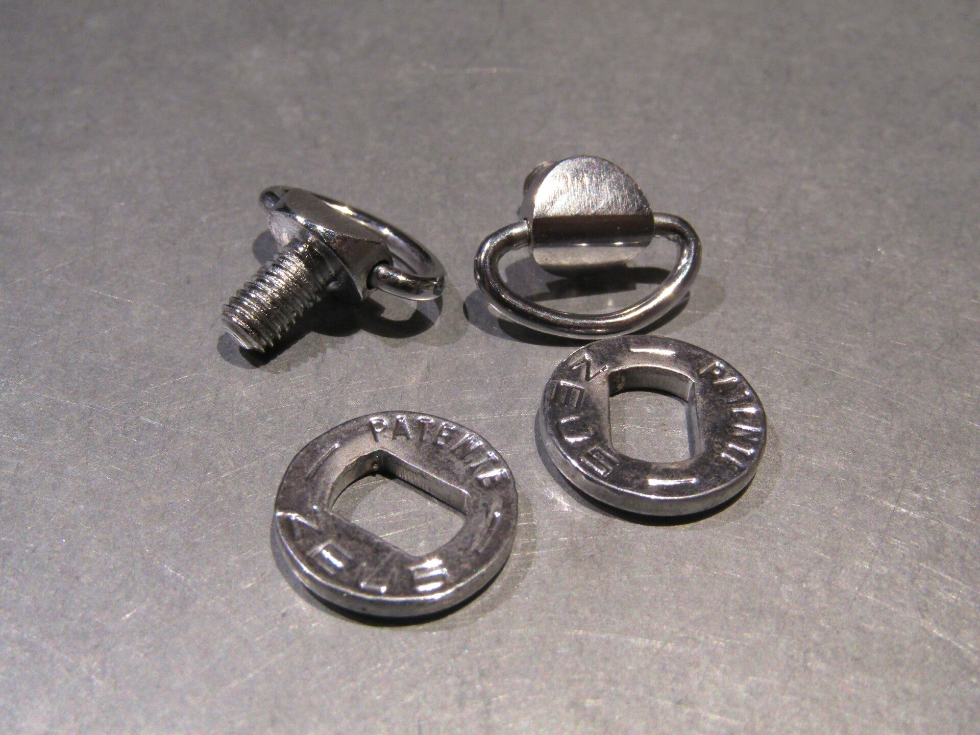 .ZEUS 2000 Gear lever wing nuts & Face plates NOS! BXC00D26 10 - 11/8/19 RK08