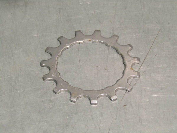 SUNTOUR Vintage 80's 15t ( B ) Cassette Cog NOS! TL02 03-B01-C06-02 05/14/24