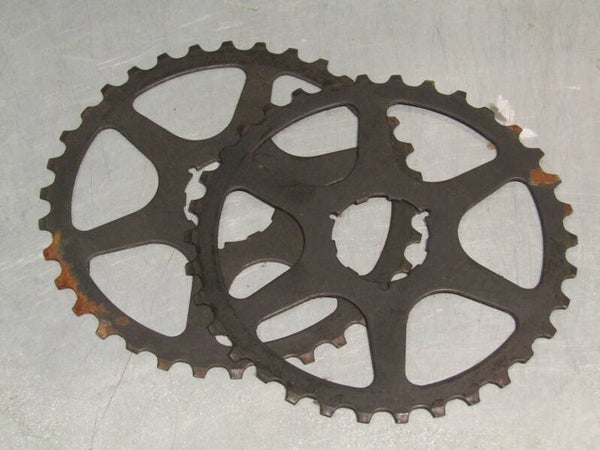 SHIMANO EARLY 600 Vintage 80's 34t Cogs Free-hub/UNIGLIDE Cassette Cogs 2X with some minor surface rust, Will Make GREAT Users Never Used BXC00D35 5500 RK09 05/22/24