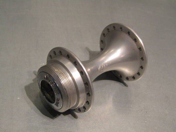 ZEUS 2000 Vintage 80's 36o FRENCH Thread Rear hub shell NOS! BXC00J03 0606 RK02