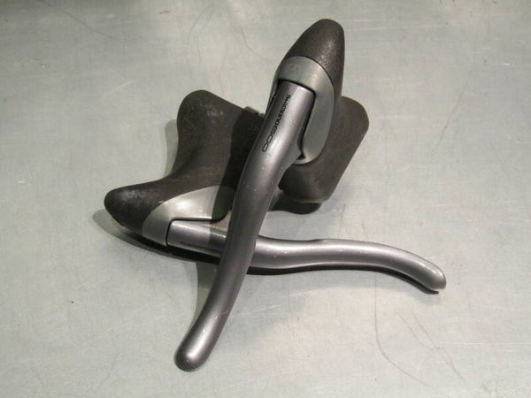 ..SHIMANO ULTEGRA 600 BL6403 AERO Brake lever set 2nd hand BB27 8080 RK03