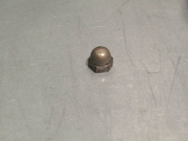 ..CAMPAGNOLO NUOVO/SUPER RECORD Vintage 70's Brake CALIPER Dome nut 2nd hand TL06 01-B02 C04-02