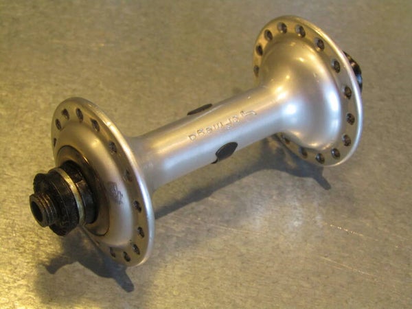 OFMEGA COMPETITION Vintage 70's/80's 32o ALLOY Front hub TAKE-OFF BX28A 5955 RK11