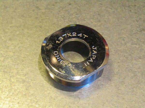 SUGINO Vintage 70's/80's ENGLISH Thread 1.37X24T fixed BB cup NOS! TL07 03-B01-C04-05