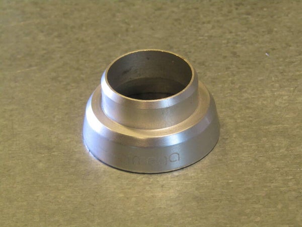 OFMEGA Roller bearing lower ALLOY Fixed cup NOS! TL06 04-B02-004