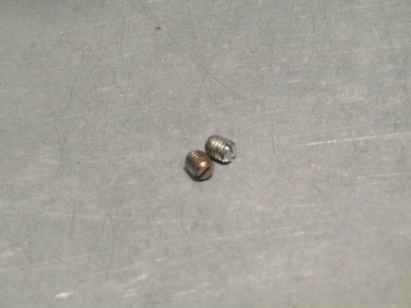 CAMPAGNOLO NUOVO/SUPER RECORD.GRAN SPORT Brake Lever Pivot Pin set screws 2X Mint TL02 01-B02-C01-02 01/07/24