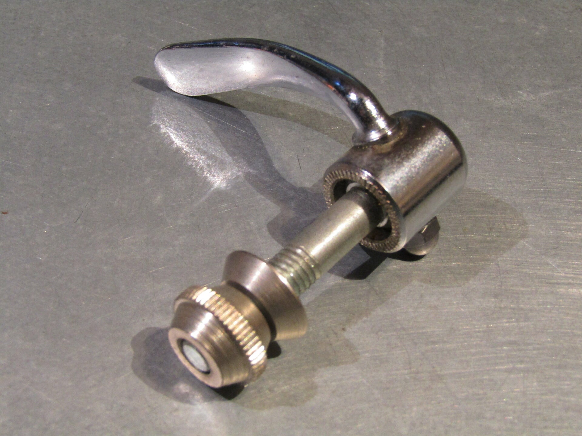 SUNTOUR Type chrome lever seat binder quick release NOS! BXC00L24 6667 - 11/22/20 RK12