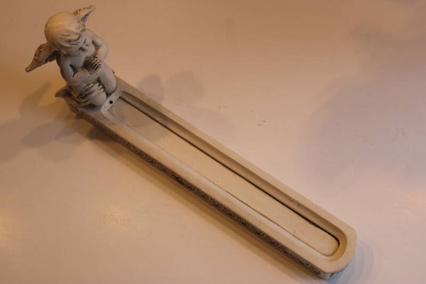 Räucherstäbchenhalter betender Engel