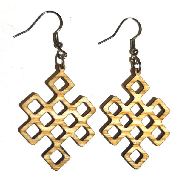 Ohrringe aus Naturholz