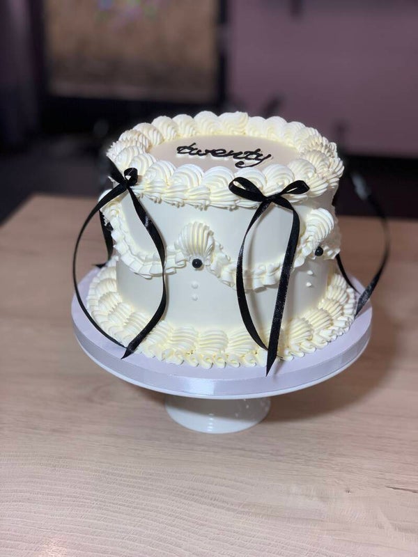 Vintage Cake simple