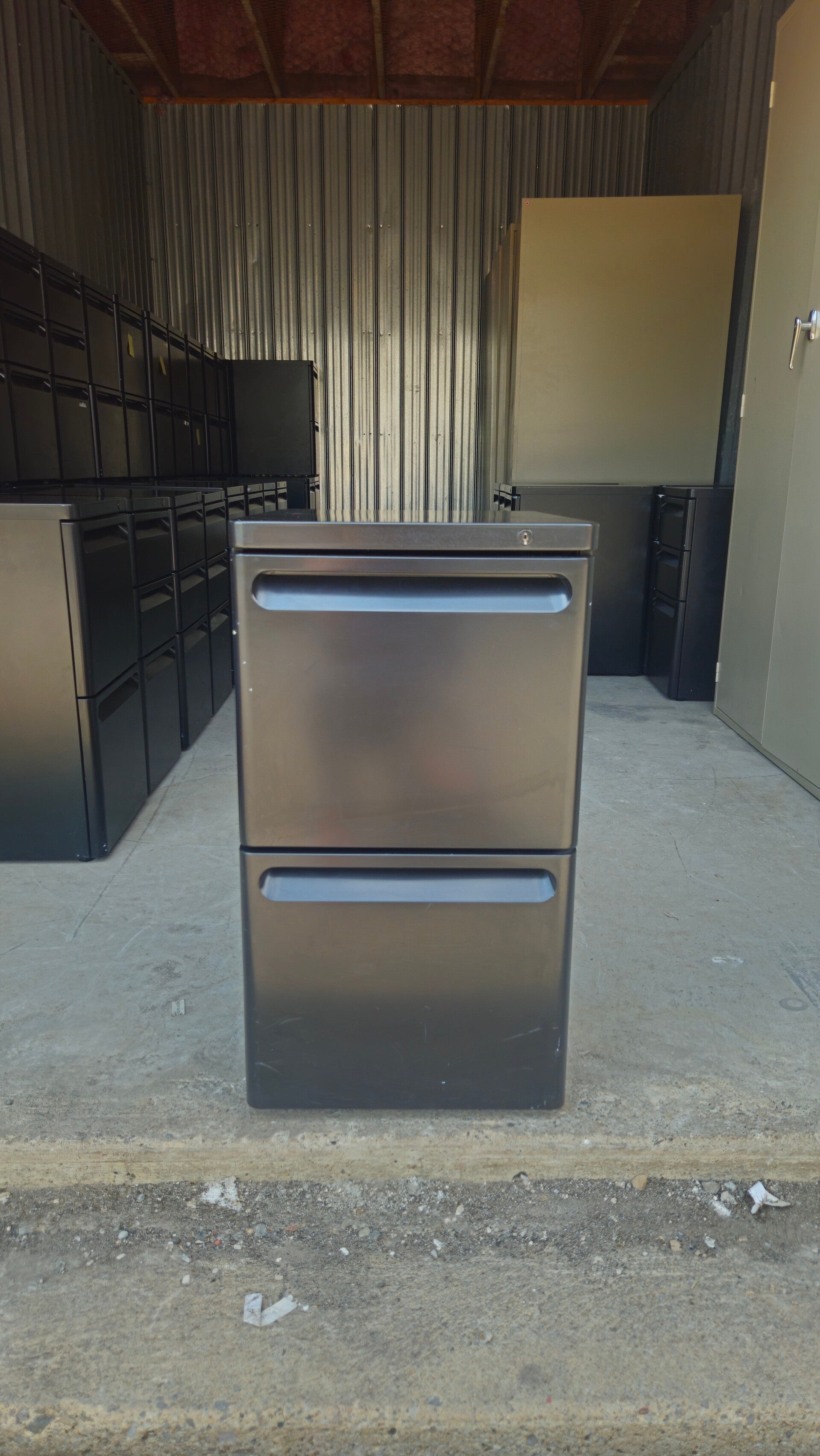 Herman Miller 2-Drawer Filing Cabinet Lock & Key Included 🔑