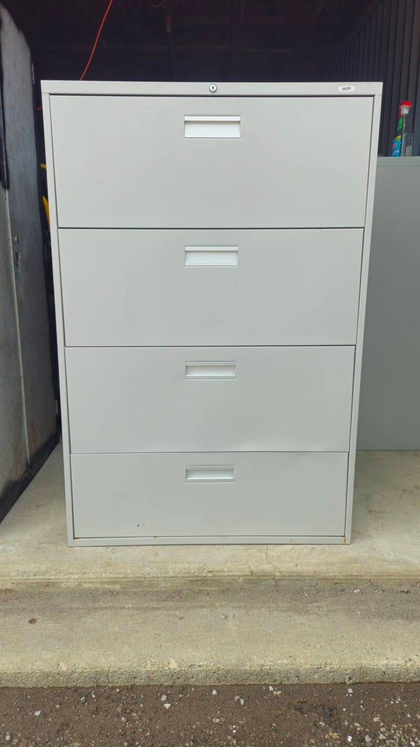 4 DRAWER STAPLES FILE CABINET LOCK & KEY INCLUDED 🔑