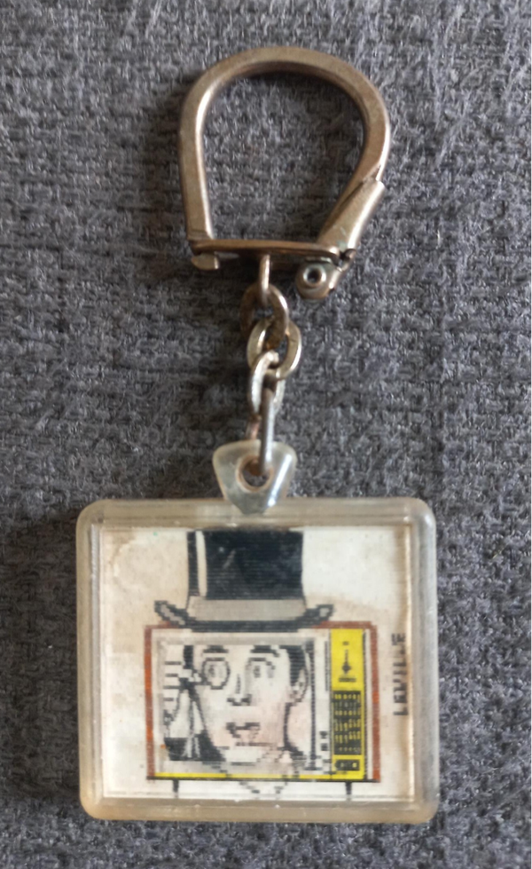 ANCIEN PORTE CLE TELEVISIEUR THOMSON
