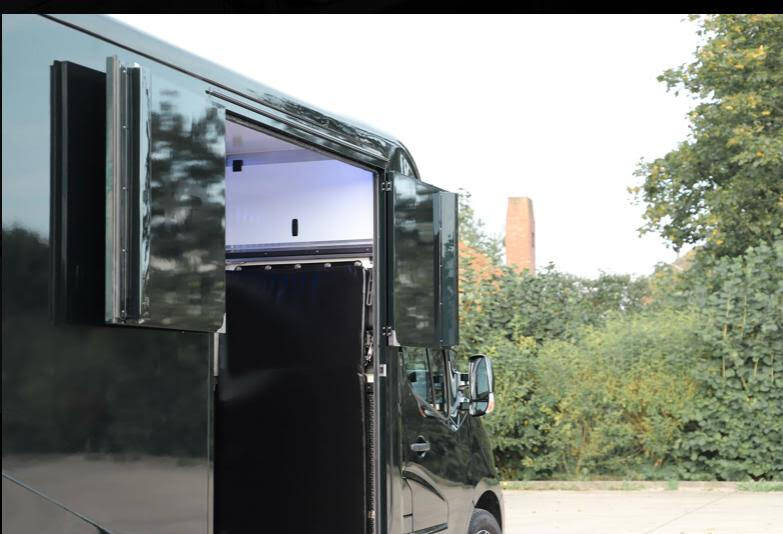 Verhuur paardenwagen - rent - paardencamionet