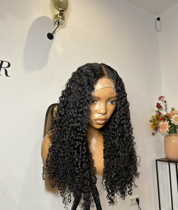 CURLY WIG