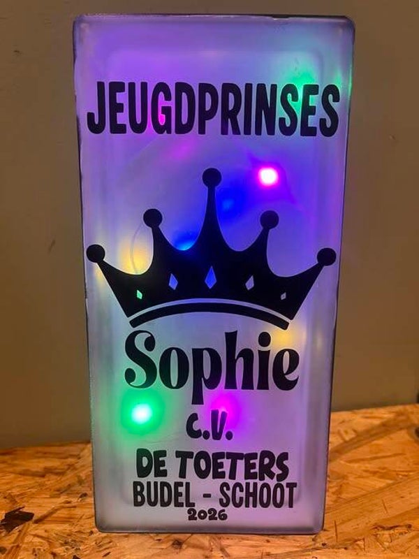 glasblok met gekleurde verlichting