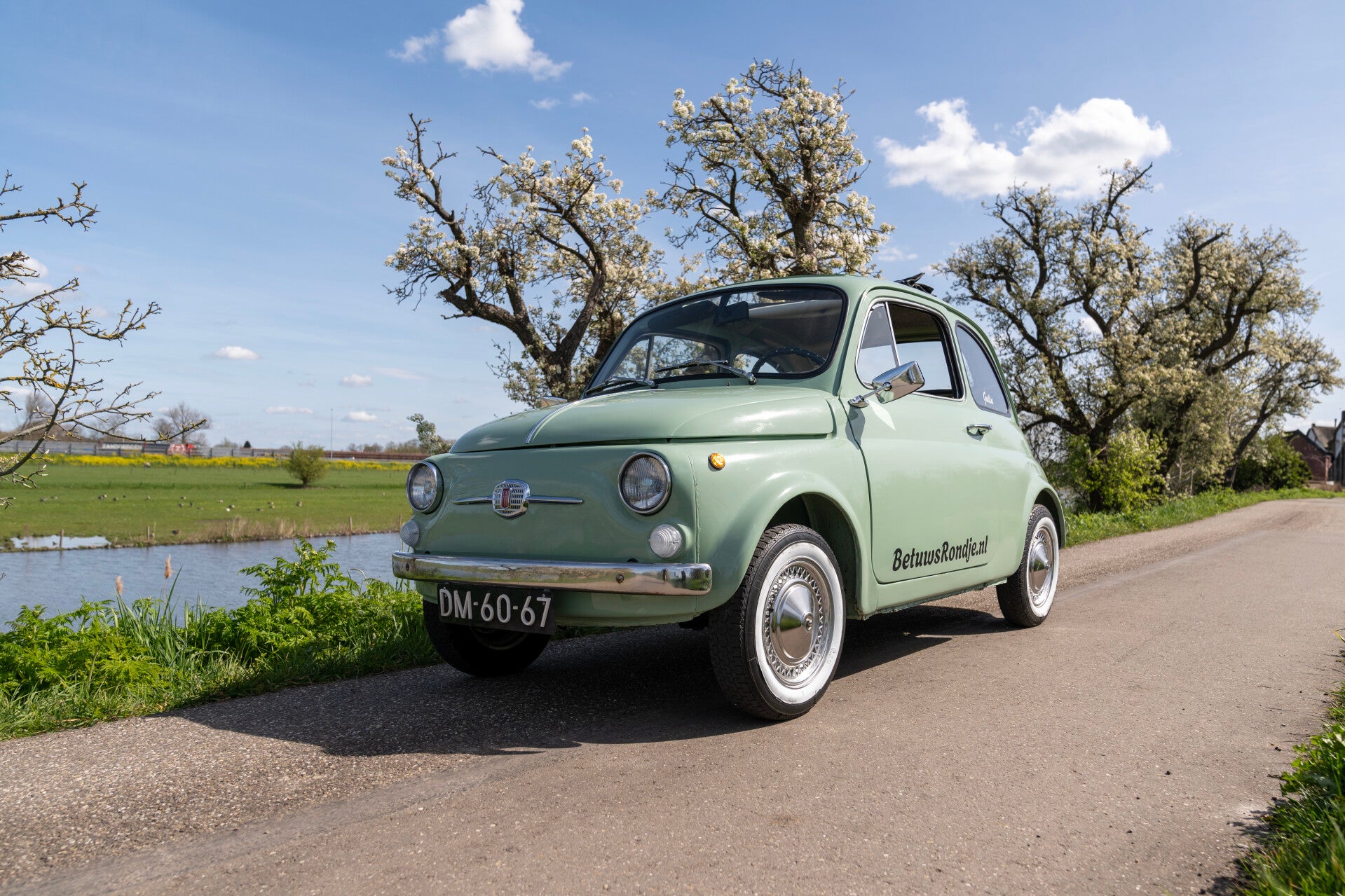 Nardi Stuurwiel in klassieke Fiat 500