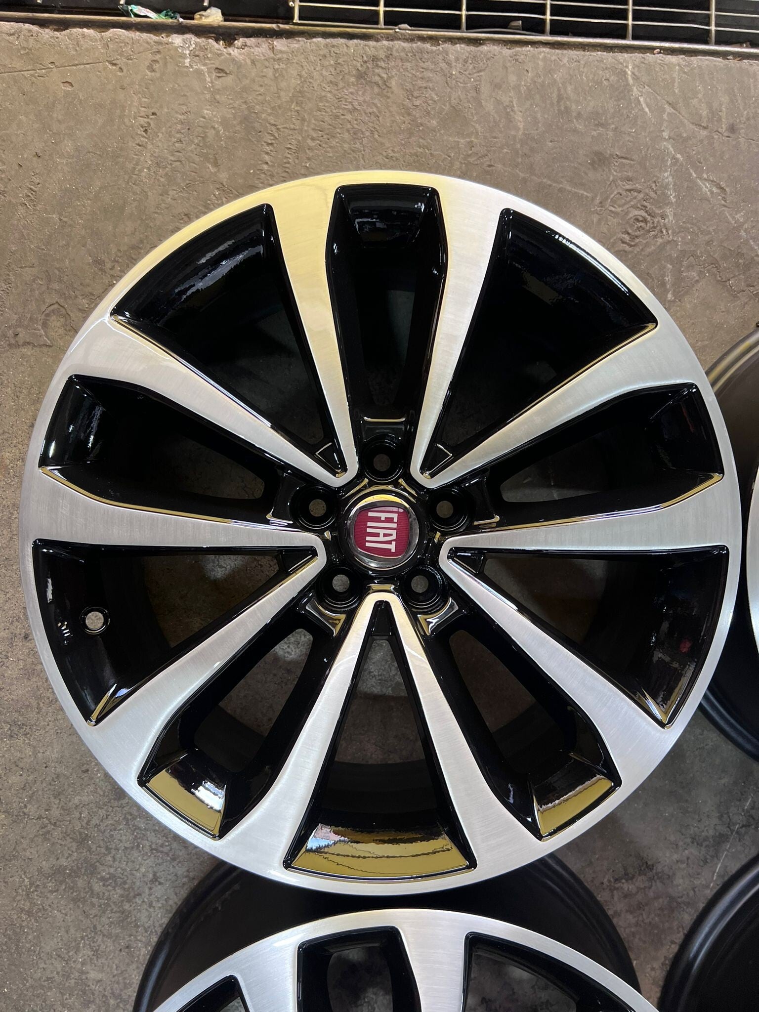 cerchi in lega fiat tipo raggio 17