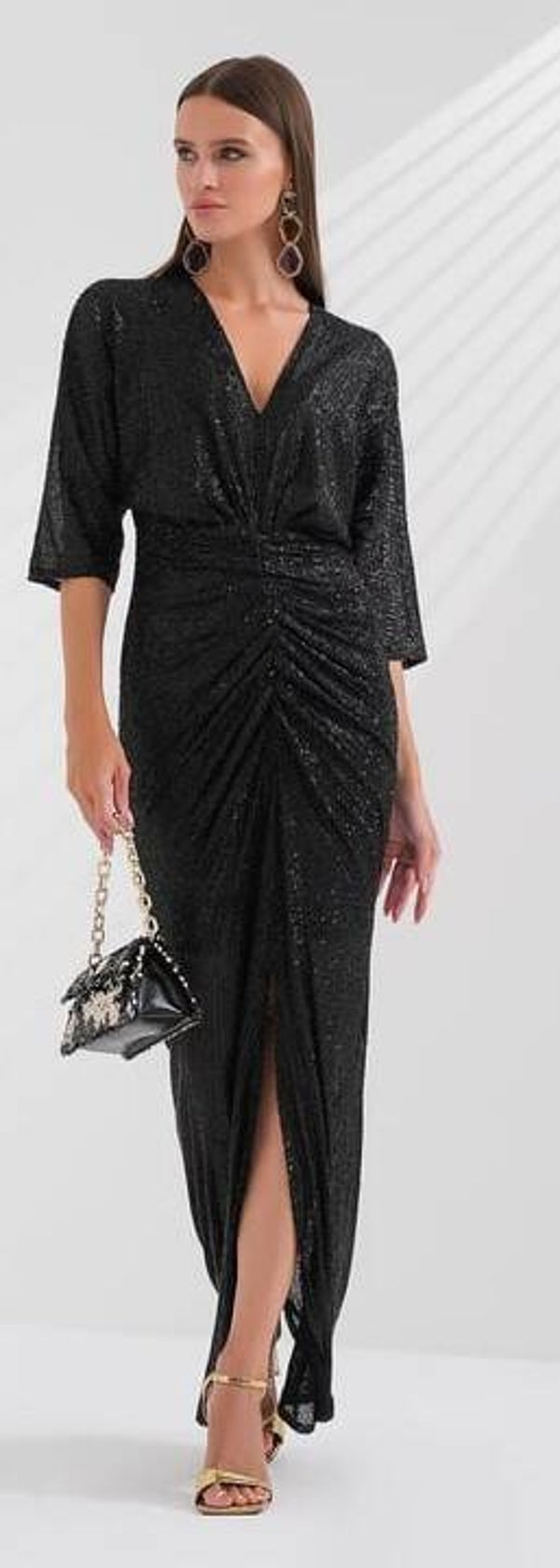 ROBE DE SOIREE EN PAILLETTES NOIR