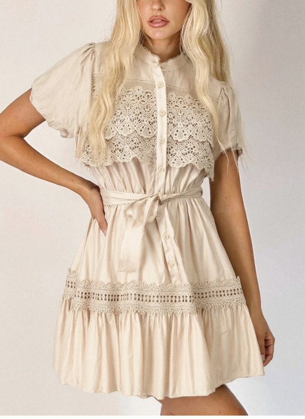 ROBE LEGERE EN VISCOSE ET DENTELLE