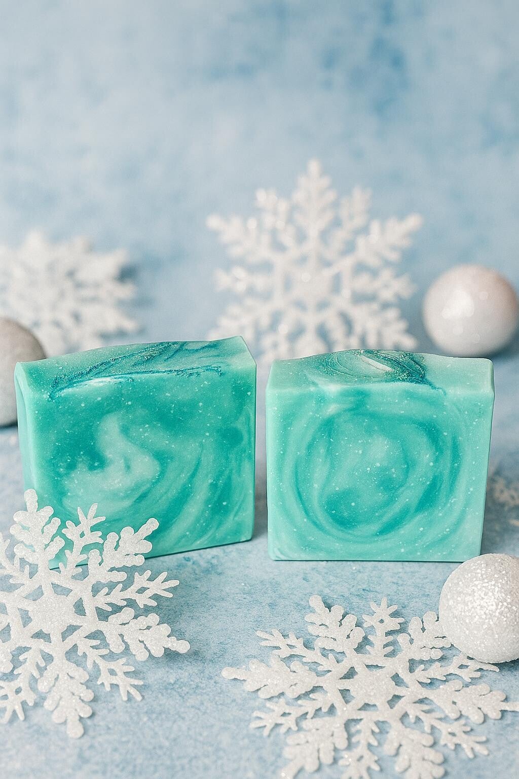 Frosted Snow Handcrafted Soap with Icy-Blue Mica Swirls for Refreshing Clean Scent and Moisturizing Lather