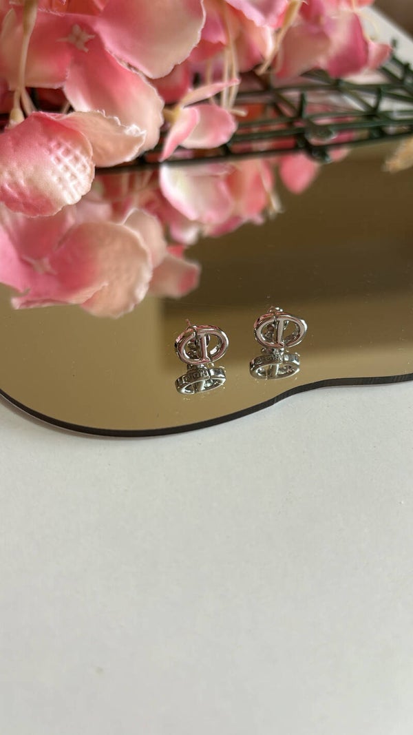 Orecchini classici CD