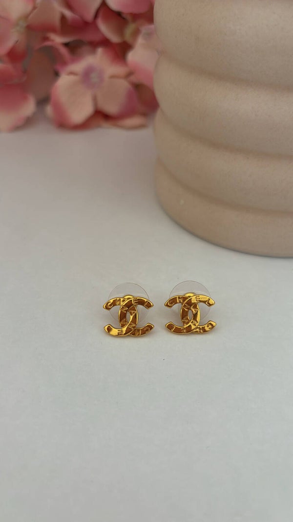 Orecchini scritta cc