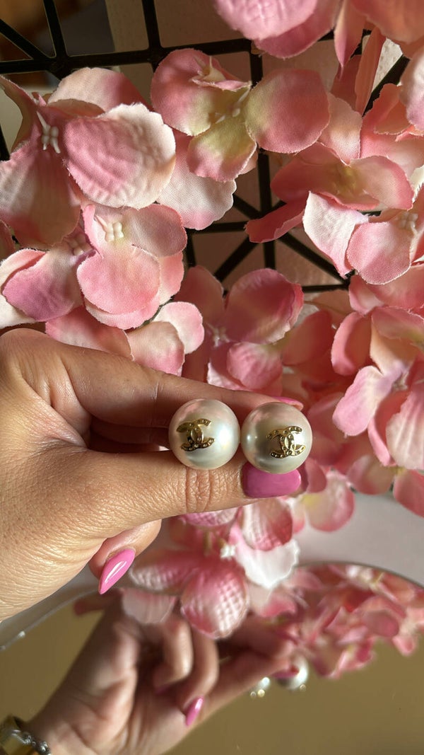 Orecchini grandi perle cc